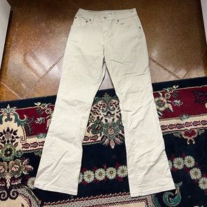 Khaki Relaxed Cut Levi’s 550 Pants